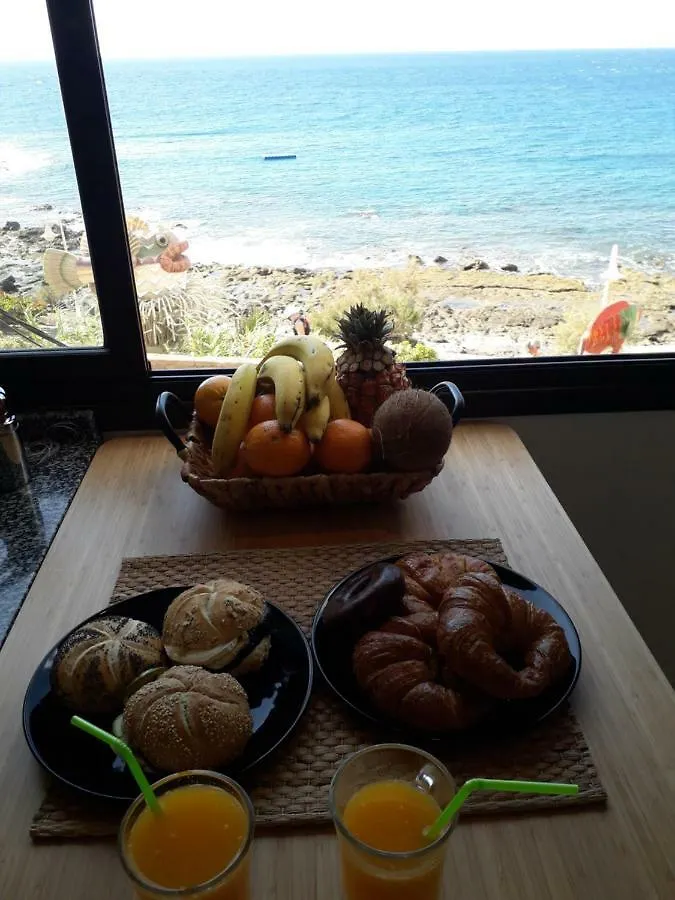 Maravillosas Vistas Al Mar: Sounds Of The Sea Arinaga Apartment